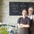 Skanderborg-ægteparret René og Louise Mammen driver sammen restaurant Substans, der for nylig for femte gang i træk fik en Michelin-stjerne. Lørdag stiller René Mammen op i Malmø sammen med ni andre stjernekokke fra Europa i 'Chefs' Dinner'.