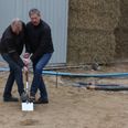 Jan Helbo (th.): »Det tricker mig fortsat at være med – der er gået sport i at holde varmeprisen nede for mig.« Foto: Lars Norman Thomsen