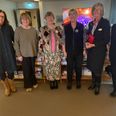 Repræsentanter fra Rønde Handel og Erhverv, Lions Club Kalø og Inner Wheel var forbi Plejehjemmet Lillerupparken i sidste uge for at overrække hjemmebiografen formelt. De ældre var travlt optaget, som det fremgår i baggrunden af billedet. Fra venstre: Mette Bak og Mariann Thomsen (begge Rønde Handel), Marianne Høgsholt (Inner Wheel), Karen Sørensen (Lions Kalø), Kirsti Andersen (Inner Wheel) og Jette Iversen Hansen (formand for Lions Kalø). Foto: Lars Norman Thomsen