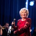 I forbindelse med festugen 2014 indtog Birthe Kjær rådhushallen i Aarhus sammen med byens store bigband. Arkivfoto: Thomas Emil Sørensen