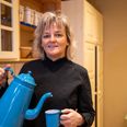 »Kartoflen har en spændende historie, men også en lidt glemt historie.,« fortæller Bettina Buhl, der nu vil have danskerne til at genforelske sig i de gule knolde. Pressefoto