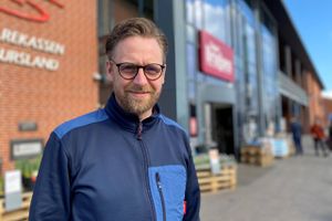 Auning har stået distancen igennem en hård tid, mener bestyrelsesformand.
