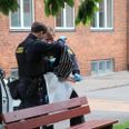 Politiet samler beviser på gerningsstedet. Foto:Presse-fotos.dk