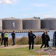 Politiet er massivt til stede i Nørresundby. Foto: Presse-fotos.dk