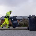 Villaejere står til en pæn besparelse på deres affaldsordning i 2026. Men også folk i lejligheder skal betale mindre for at få hentet deres affald. Foto: Casper Dalhoff