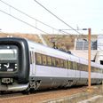 DSB. Storebæltsforbindelsen. IR4-tog på vej ind i jernbanetunnelen på Sprogø. 01.03.04. Foto: René Strandbygaard