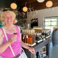 »Vi er altid på udkig efter nogle lidt anderledes steder,« siger Marit Wiraas om sit ophold hos Cold Hand Winery. Foto: Cecilie Bisgaard
