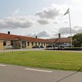 Det skal nu undersøges, om det kan lade sig gøre at etablere overbygning i Glesborg. Der er dog også fortsat skepsis i forhold til, om det er den bedste løsning på lang sigt.