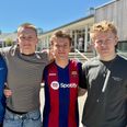 Maksym Pshenychka i fodboldtrøjen omgivet af nogle af sine kammerater fra Frijsenborg Efterskole: Eskil Skouv Nielsen, Nicklas Johansen og Casper Nielsen (fra venstre mod højre). Foto: CSJ
