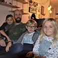 Fra venstre Ida, Thomas, Malthe og Thea Broman Skelgaard, der nu alle mestrer at sige pyt til småting i hverdagen. Foto Lotte Gyldenvang