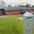 Udover Hammel Fritidscenter huser 'Gården', som stedet hedder, også vuggestuen Solsikken med plads til 32 børn.