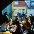 De to kollektiv kammerater er begge uddannet lærere, men søger en anderledes hverdag til fuldtidsarbejdet. Foto: Nicklas Linnemann Nielsen