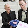 I denne uge udkommer Vestbo Trio og Uffe Steen Trio med et nyt og meget blåt album, hvor de to trioer spiller sammen. Dereter tager de på turne og kan høres i Musikhuset 13. april. Foto: Tahmasbi