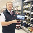 Købmand Svend Aage Laursen har 45 ansatte i sin dagligvarebutik i Thorsø. Han har også udvidet adskillige gange, siden han kom til Thorsø i 1986. Hemmeligheden bag at drive butik i Thorsø er fornyelse, mener han. Foto Kian Johansen