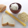Kulhydrater med et højt glykæmisk indeks - som hvide ris og lyst brød - øger risikoen for vægtøgning. Det underbygger anbefalingerne om at vælge bønner, linser, ærter, groft brød og pasta. Foto: Adobe Stock