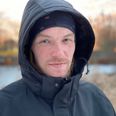 34-årige Allan Jensen er kommet på venteliste til en lejlighed, og han får mere og mere styr på alle de løse ender.