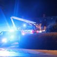 Ekstra forsigtighed var nødvendig tirsdag aften på grund af stråtaget i Albøge, men branden blev hurtigt slukket. Skorstenen skal renses for at forhindre nye brande. Foto: SpotFoto
